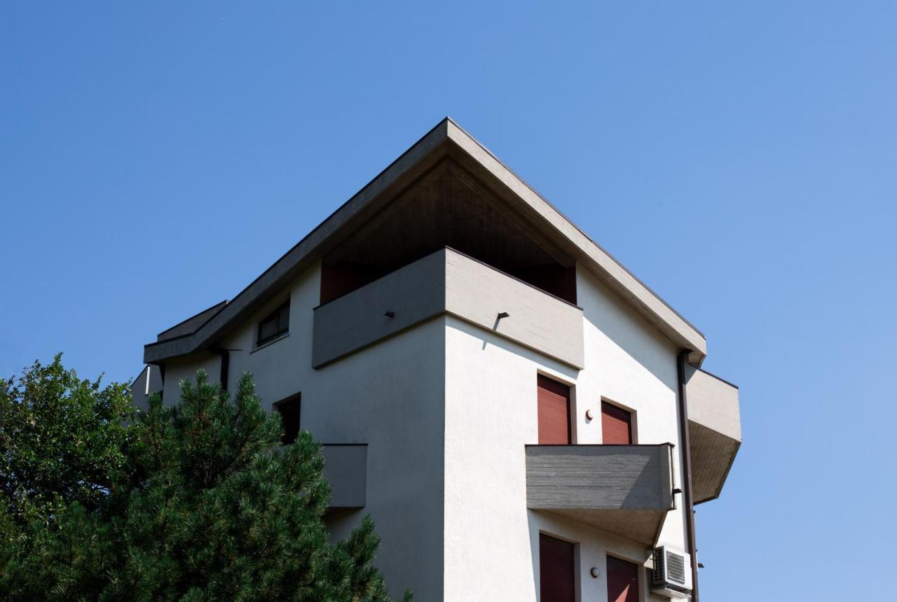 Il Gabbiano Residenceキアンチャーノ・テルメ エクステリア 写真